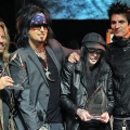 MOTLEY CRUE